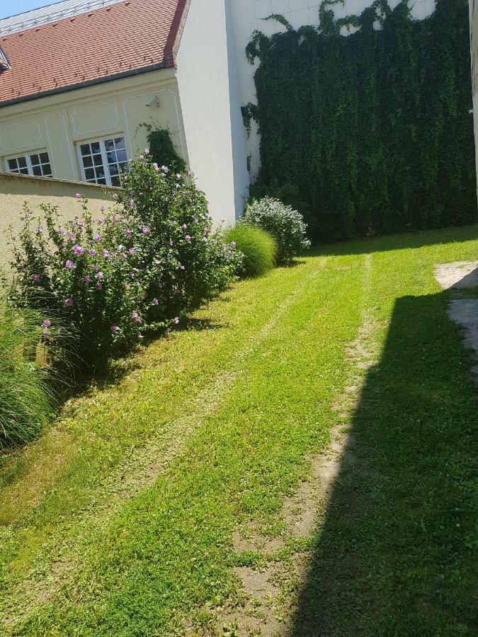 Holdfeny Apartman Siófok Eksteriør billede
